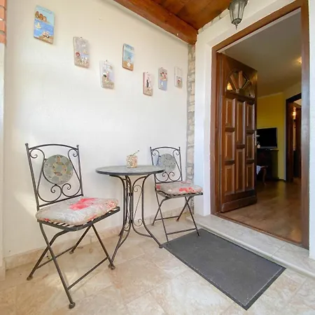 Olimpia 2 Apartment *