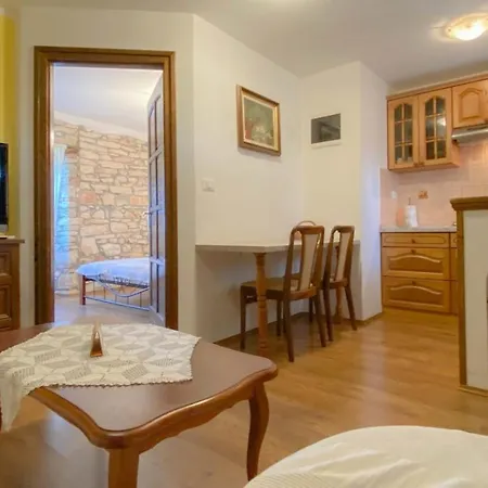 Apartment Olimpia 2 Novigrad (Istria)