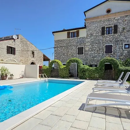 Apartment Olimpia 2 Novigrad (Istria)
